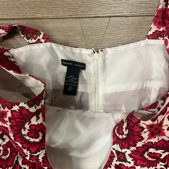 New York & Company Red and White Patterned Kids Dress - Picture 4 of 5